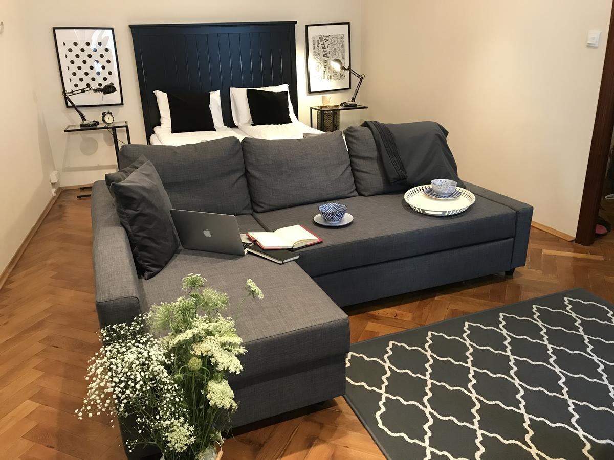 Czarna Kawka Apartamenty Krakow Oda fotoğraf