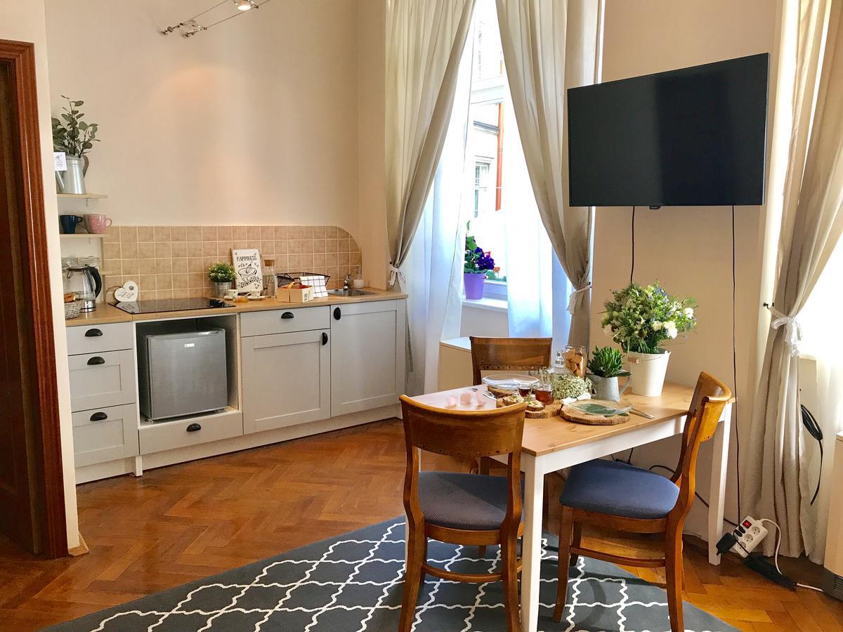 Czarna Kawka Apartamenty Krakow Oda fotoğraf